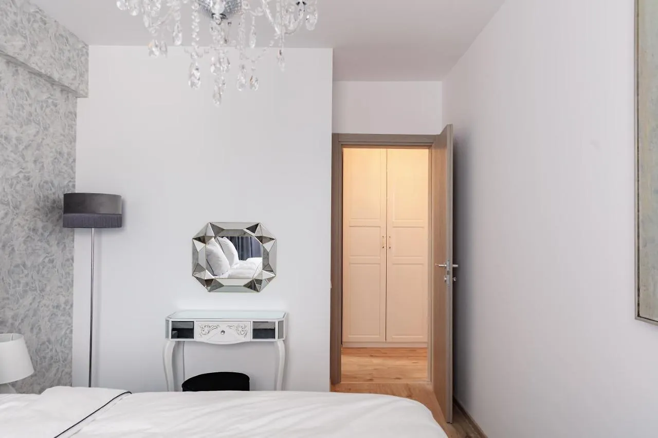 Greenfield Luxury Residence By Bucharest Apartments Deluxe 0*,  罗马尼亚